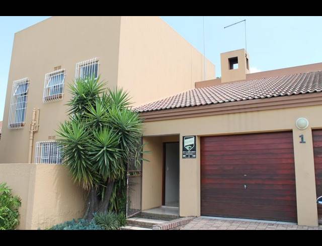 3 BEDROOM TOWNHOUSE FOR SALE IN EDEN GLEN